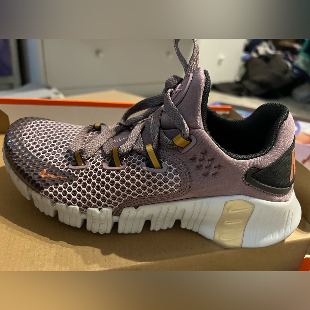 Women’s METCON 4